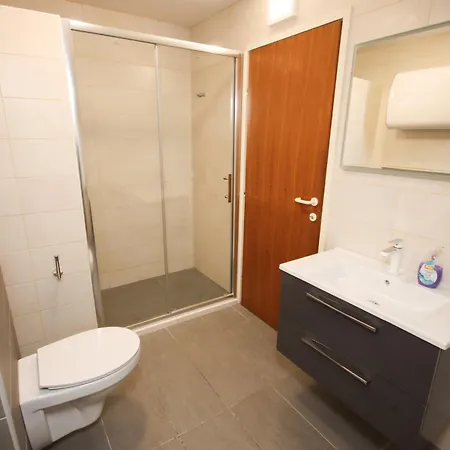 Macan Διαμέρισμα *