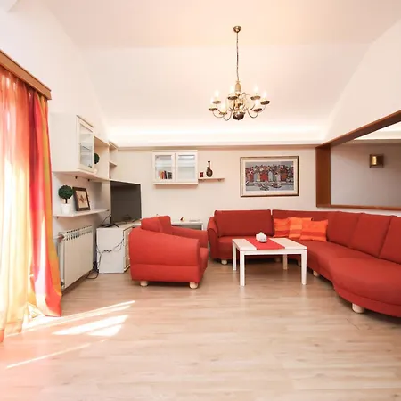 Macan Διαμέρισμα