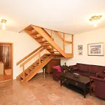 Macan Apartman